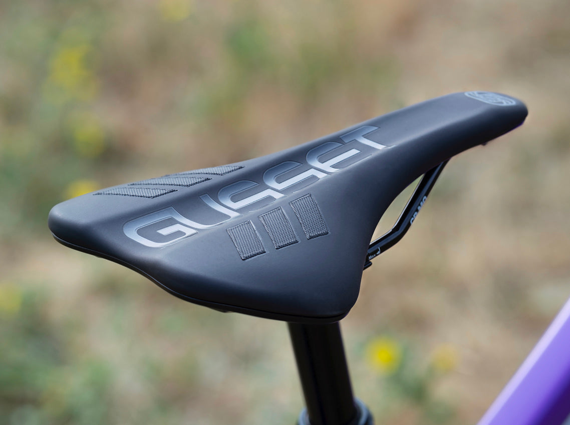 Gusset S2 AM Saddle